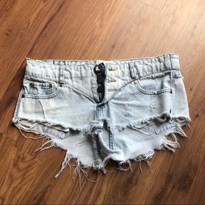 One teaspoon cut offs